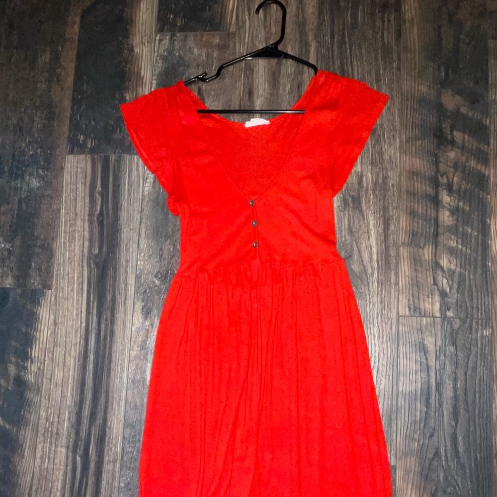Red/orange flowy dress